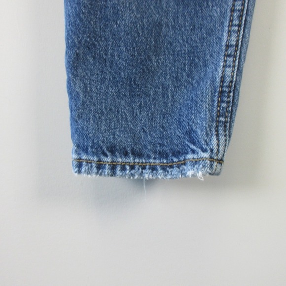 Levis Premium 80s Mom Jeans Womens 24 Blue Denim High Rise Distressed 492 - Picture 10 of 15